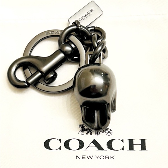 RARE Coach Skull Keychain/ Bag Charm - Picture 12 of 16